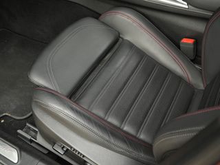 Voertuigafbeelding 30