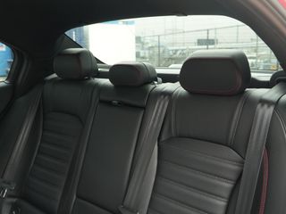 Voertuigafbeelding 36