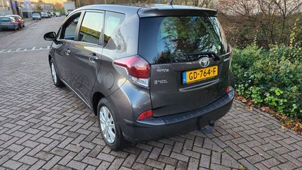 Voertuigafbeelding 4