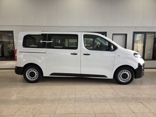 Voertuigafbeelding 6