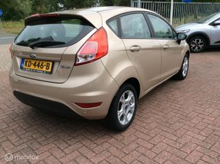 Voertuigafbeelding 4