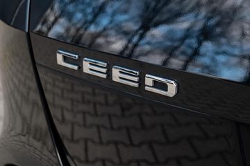 Voertuigafbeelding 32