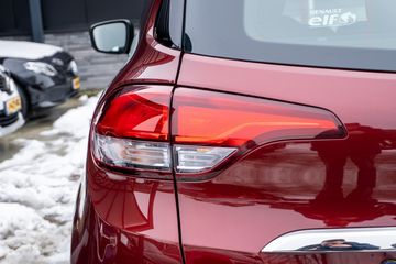 Voertuigafbeelding 10