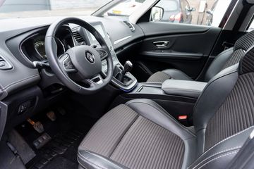 Voertuigafbeelding 15