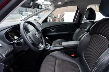 Voertuigafbeelding 17