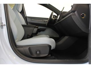 Voertuigafbeelding 13