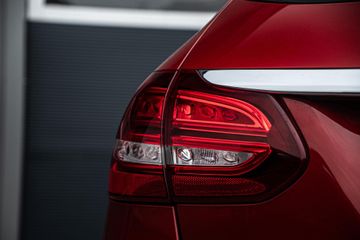 Voertuigafbeelding 12