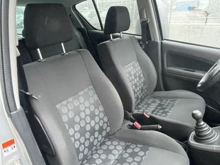 Voertuigafbeelding 8