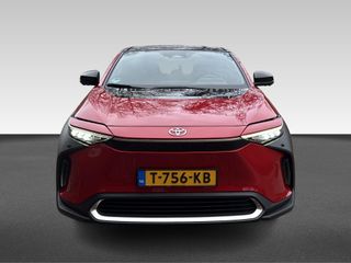 Voertuigafbeelding 6