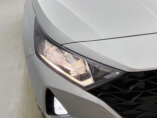 Voertuigafbeelding 17