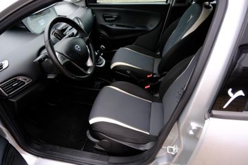 Voertuigafbeelding 1