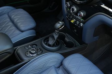 Voertuigafbeelding 13