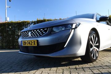 Voertuigafbeelding 4