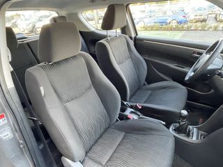 Voertuigafbeelding 14