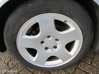 Voertuigafbeelding 14