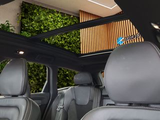 Voertuigafbeelding 11