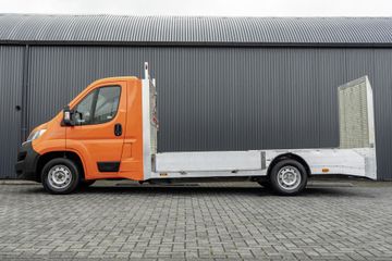 Voertuigafbeelding 4