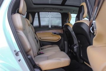 Voertuigafbeelding 19