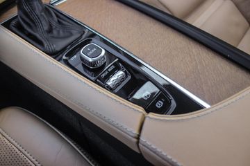 Voertuigafbeelding 32