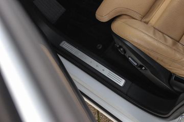 Voertuigafbeelding 36