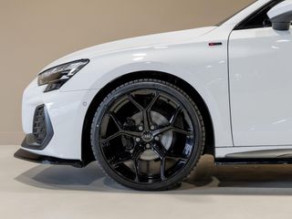 Voertuigafbeelding 16