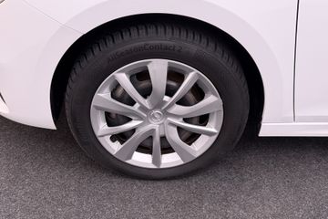 Voertuigafbeelding 6