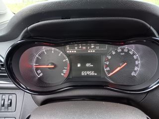 Voertuigafbeelding 14