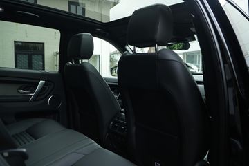 Voertuigafbeelding 8