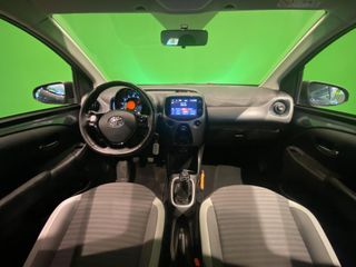 Voertuigafbeelding 12