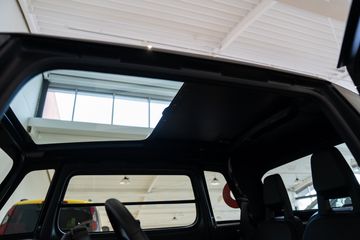 Voertuigafbeelding 14