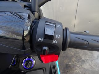 Voertuigafbeelding 18