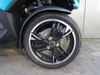 Voertuigafbeelding 8