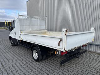 Voertuigafbeelding 11