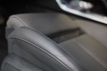 Voertuigafbeelding 32