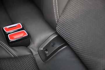 Voertuigafbeelding 34