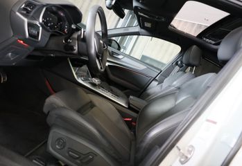 Voertuigafbeelding 9