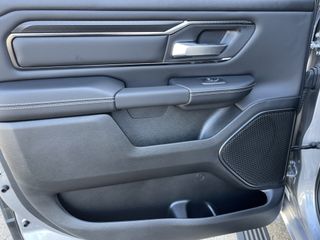 Voertuigafbeelding 36