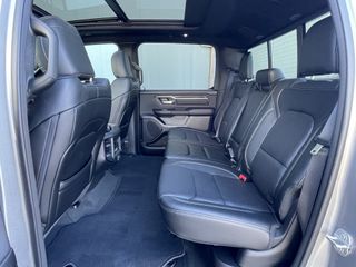 Voertuigafbeelding 37