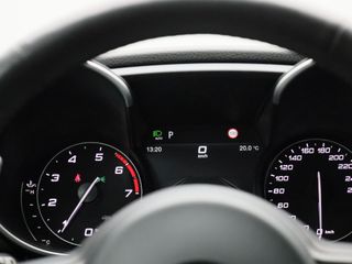 Voertuigafbeelding 8