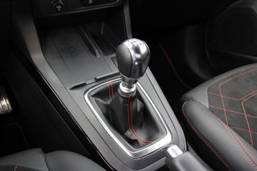 Voertuigafbeelding 23