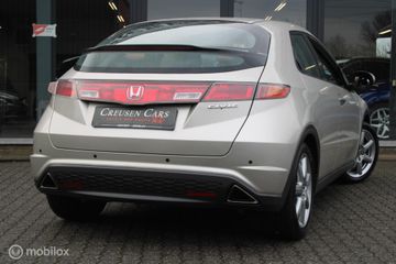 Voertuigafbeelding 13