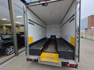 Voertuigafbeelding 12