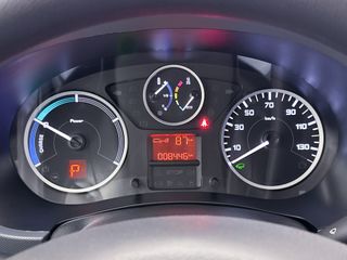 Voertuigafbeelding 4