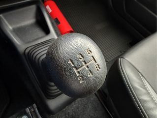 Voertuigafbeelding 17