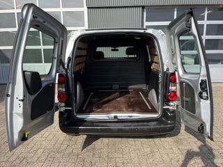 Voertuigafbeelding 15