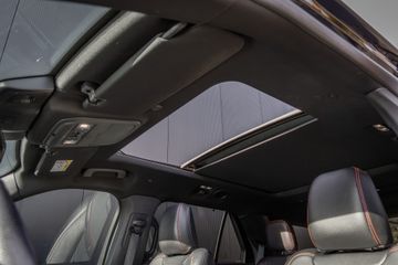 Voertuigafbeelding 5