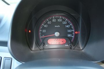 Voertuigafbeelding 12