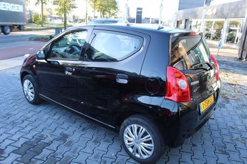 Voertuigafbeelding 7