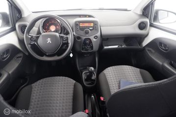 Voertuigafbeelding 6