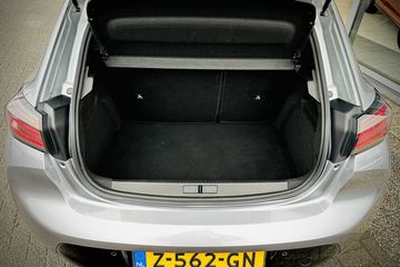 Voertuigafbeelding 12